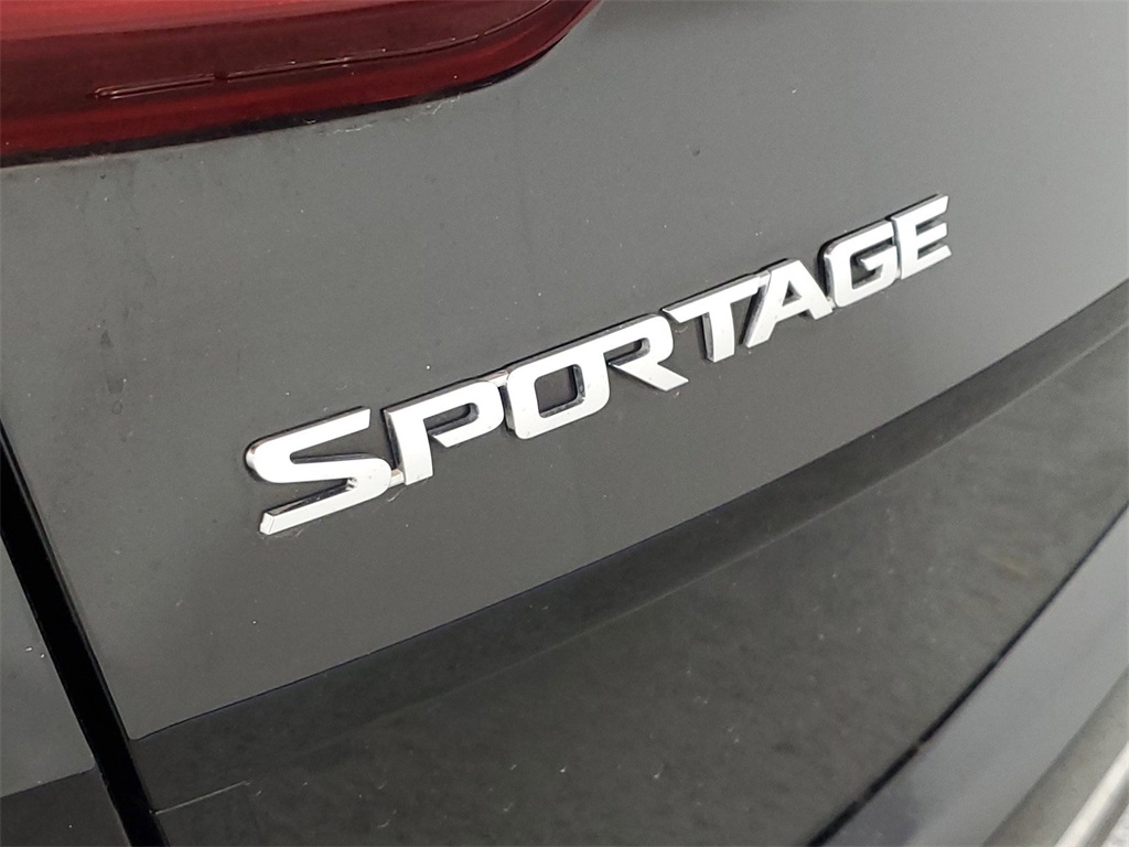 2020 Kia Sportage LX 10