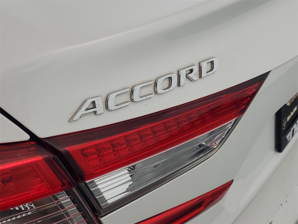 2020 Honda Accord EX-L 11