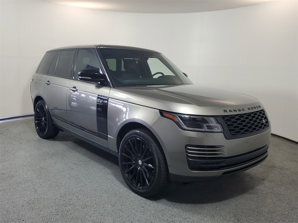 2020 Land Rover Range Rover HSE 1