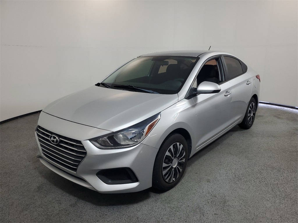 2020 Hyundai Accent SE 3