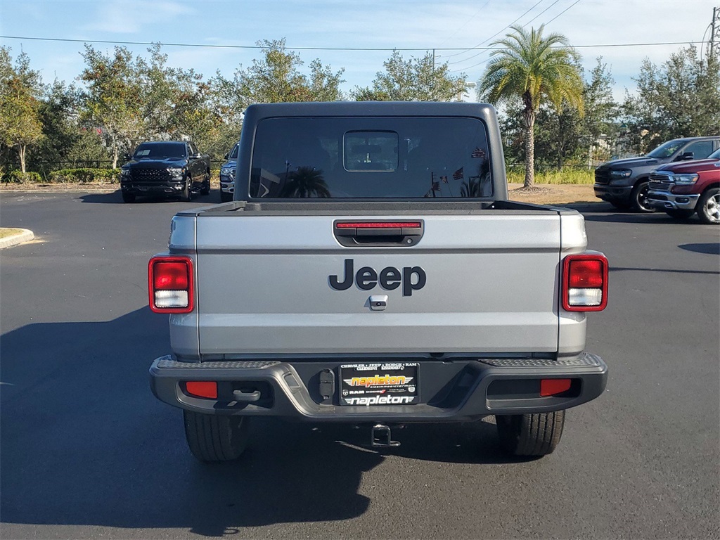 2020 Jeep Gladiator Altitude 6