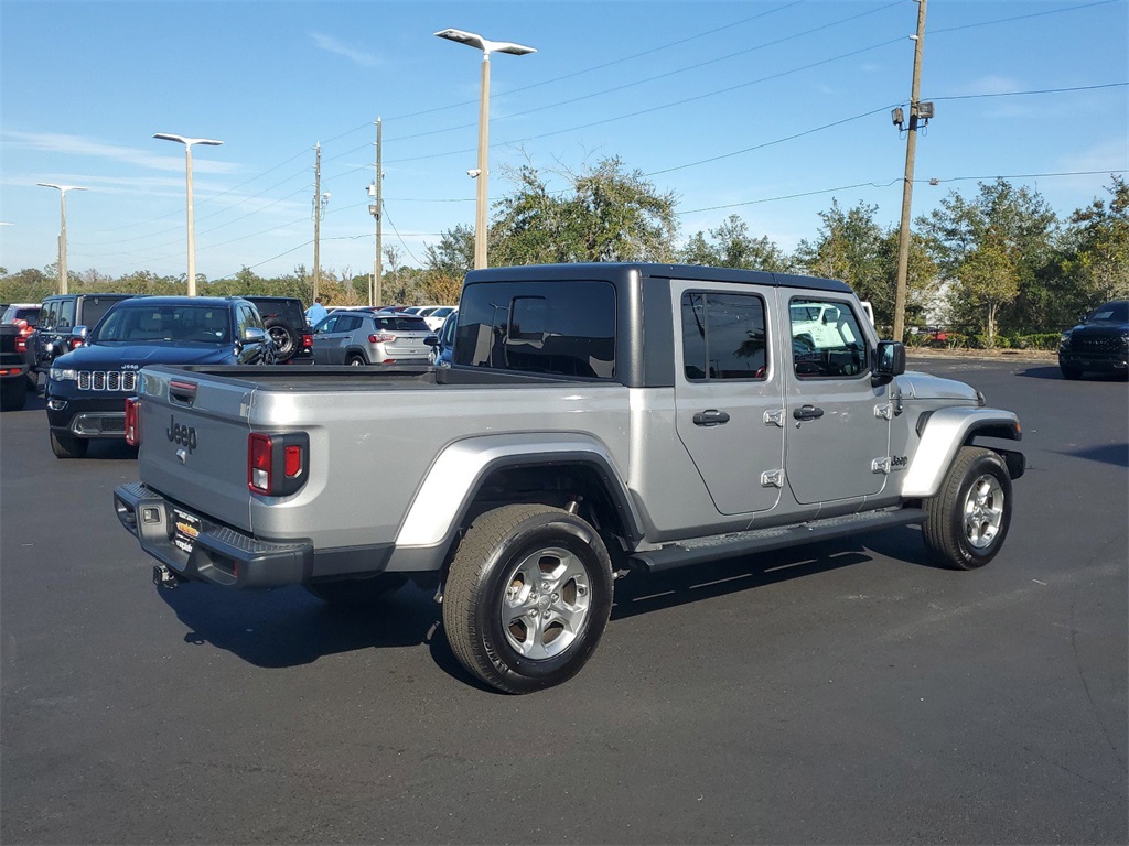 2020 Jeep Gladiator Altitude 8