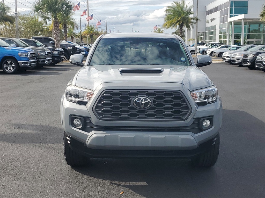 2020 Toyota Tacoma TRD Sport 2