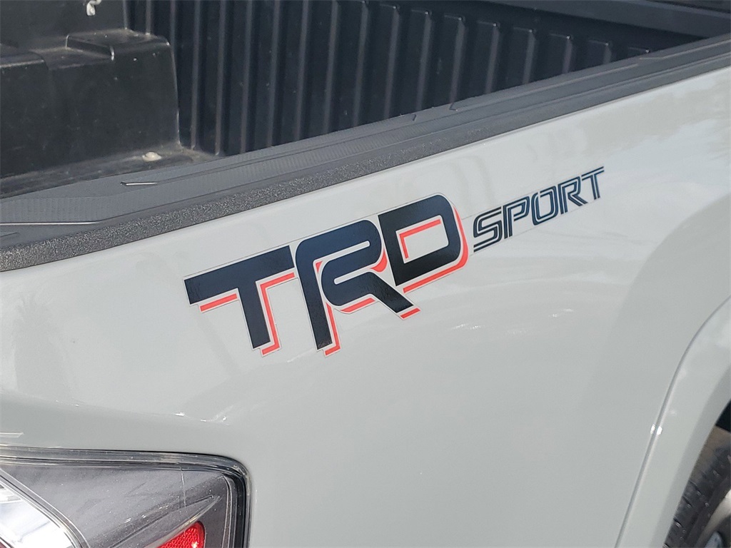 2020 Toyota Tacoma TRD Sport 11