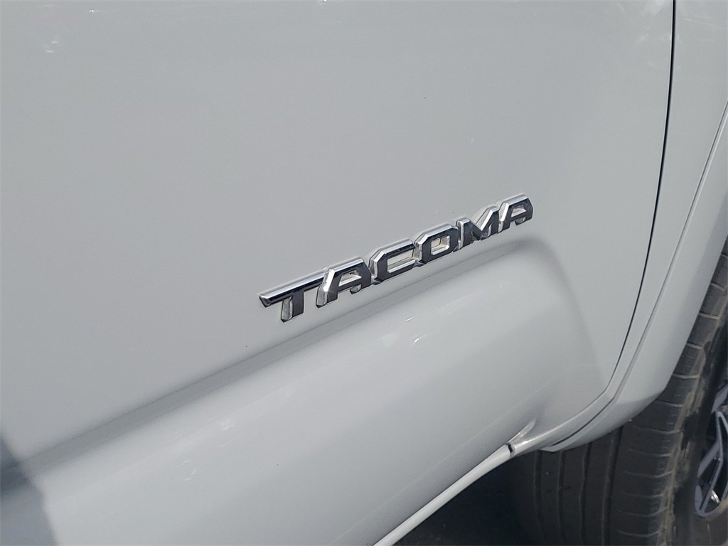 2020 Toyota Tacoma TRD Sport 12