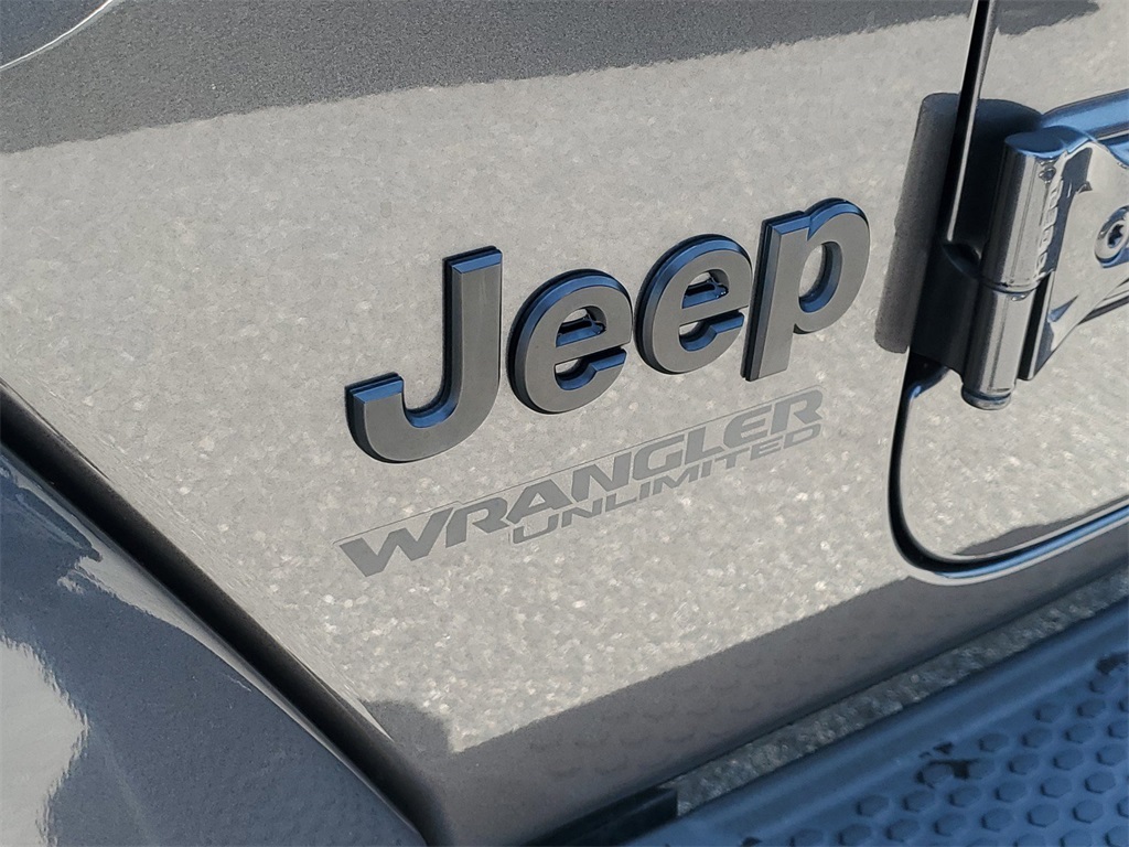 2020 Jeep Wrangler Unlimited Sahara 31