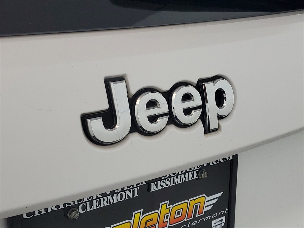 2021 Jeep Grand Cherokee Overland 31