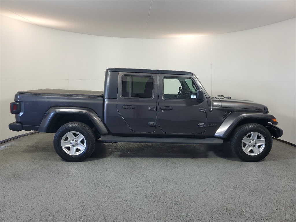 2021 Jeep Gladiator Sport 9