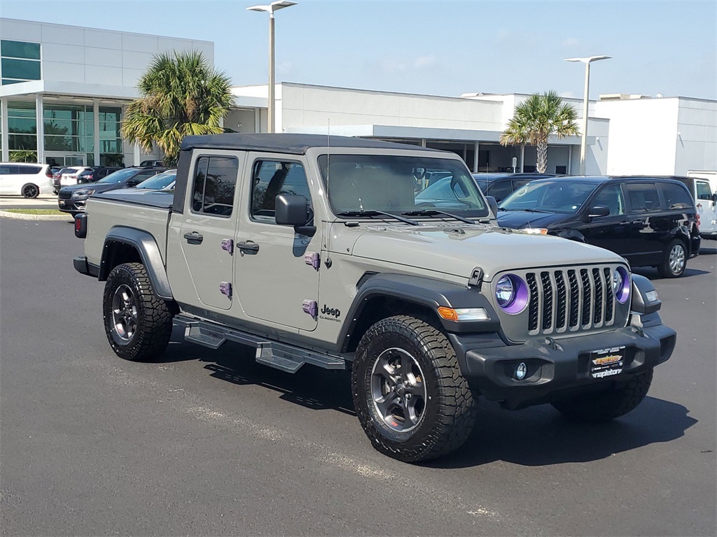 2021 Jeep Gladiator Sport 1