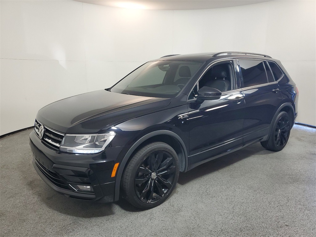 2021 Volkswagen Tiguan 2.0T SE R-Line Black 3