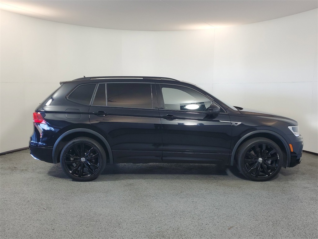 2021 Volkswagen Tiguan 2.0T SE R-Line Black 9