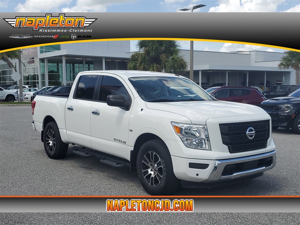 2021 Nissan Titan SV 1