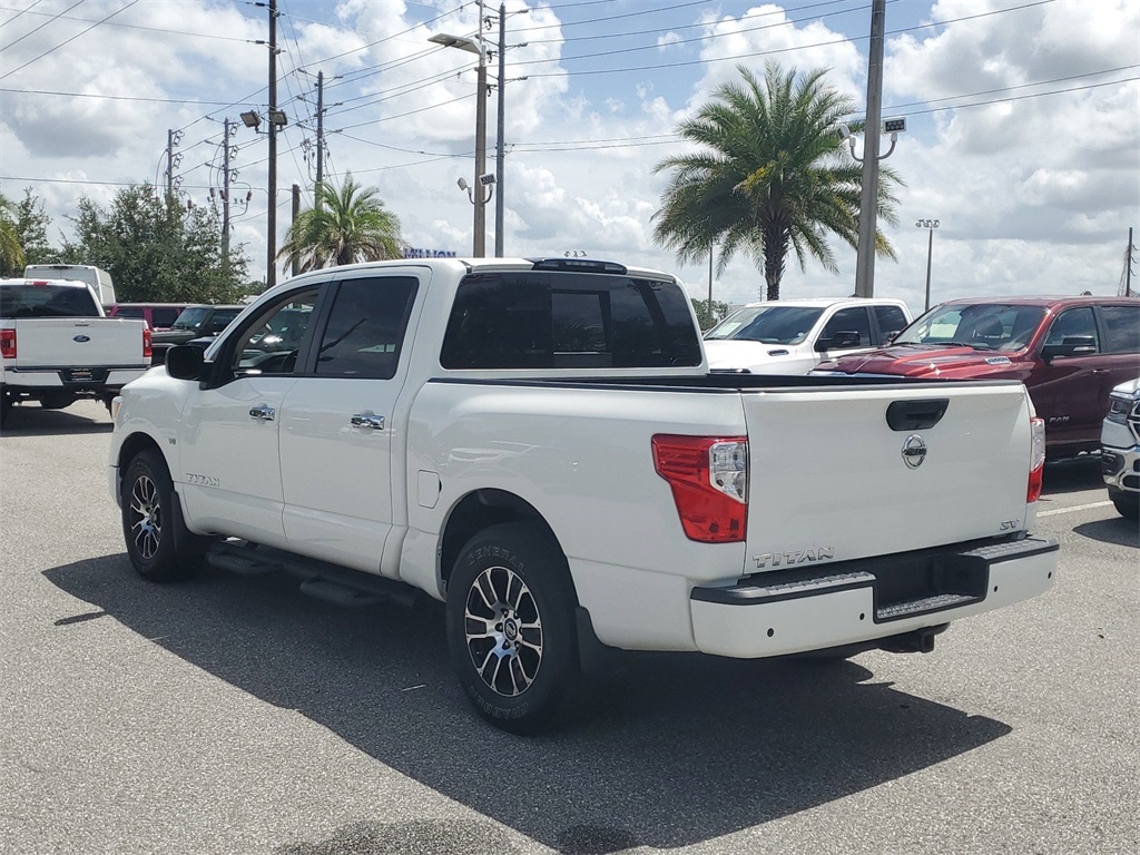 2021 Nissan Titan SV 5