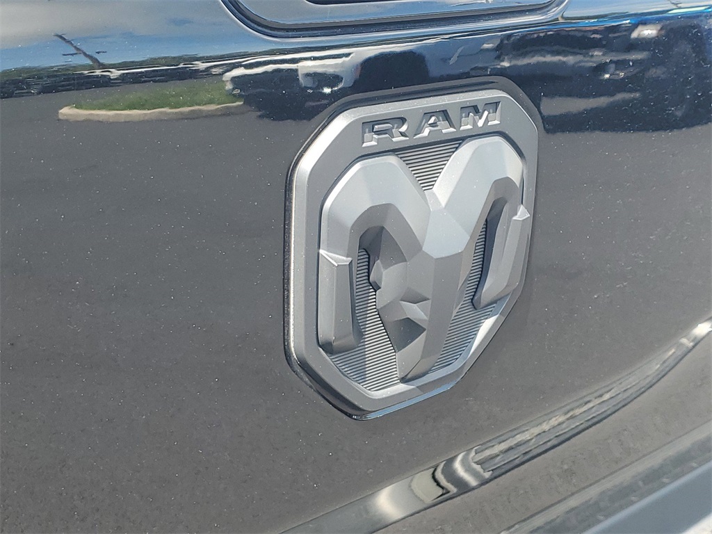 2021 Ram 1500 Big Horn/Lone Star 10