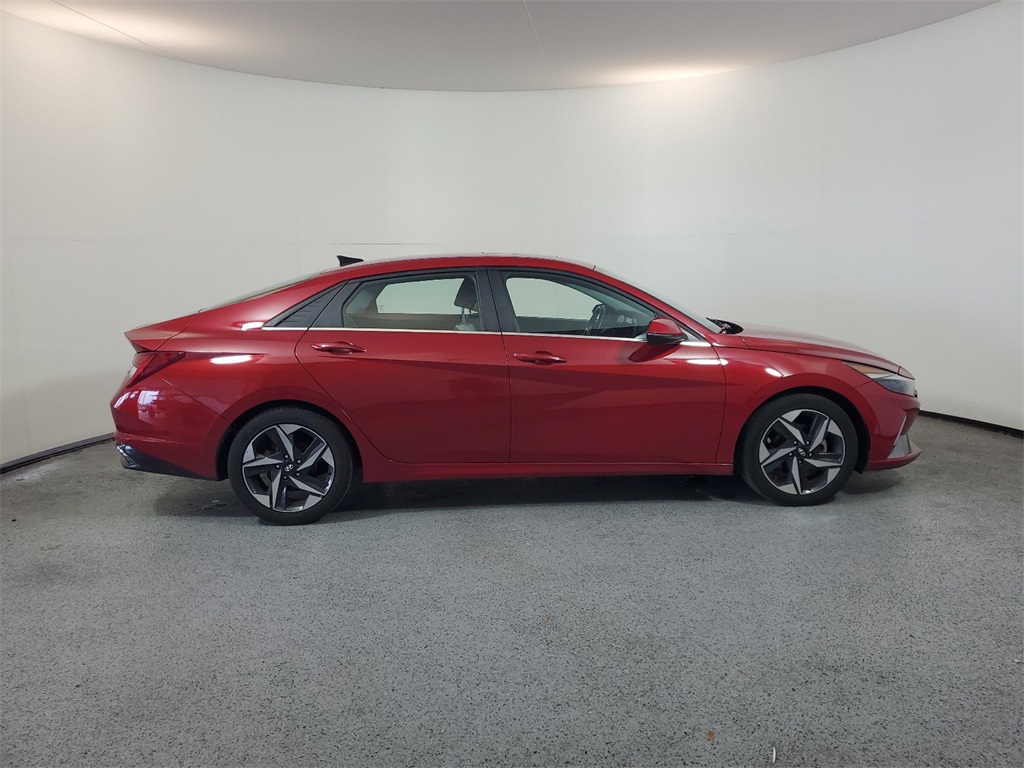 2021 Hyundai Elantra Limited 10