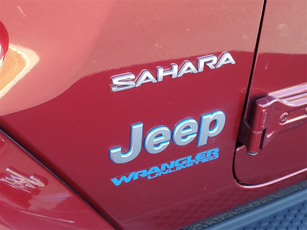 2021 Jeep Wrangler Unlimited Sahara 4xe 8