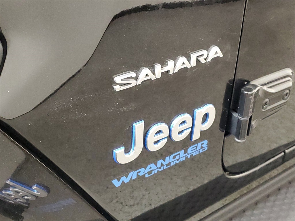 2021 Jeep Wrangler Unlimited Sahara 4xe 10