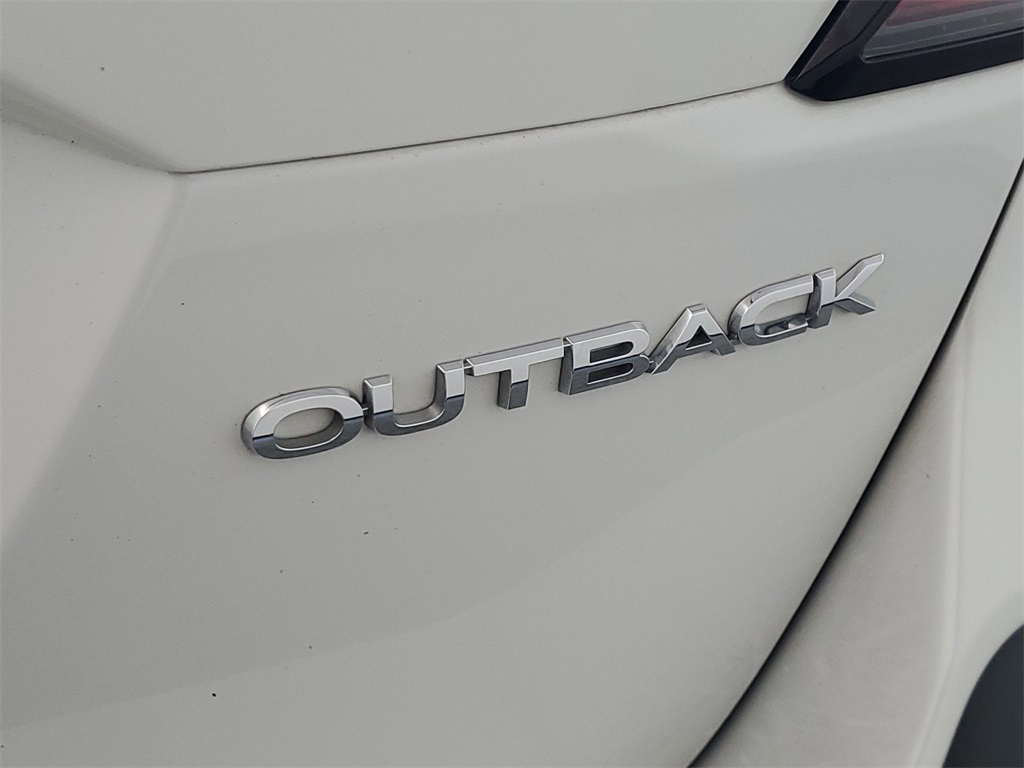 2022 Subaru Outback Limited 37