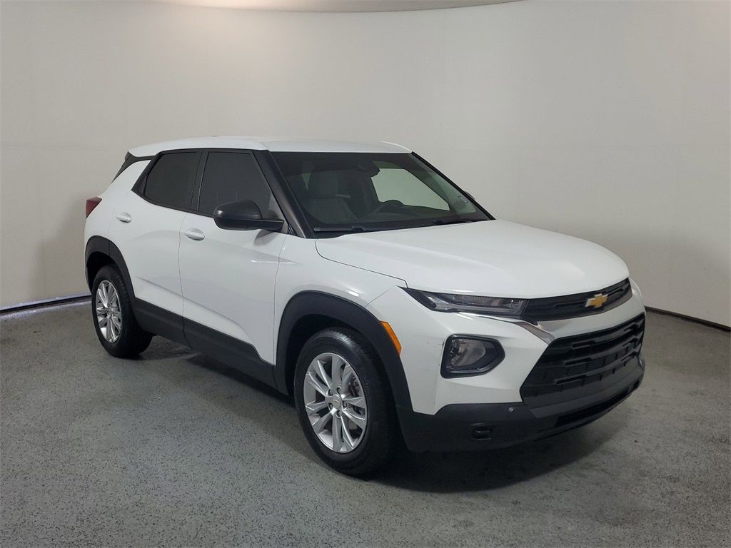 2022 Chevrolet TrailBlazer LS 1