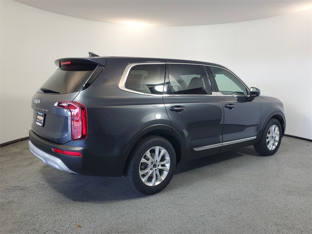 2022 Kia Telluride LX 9