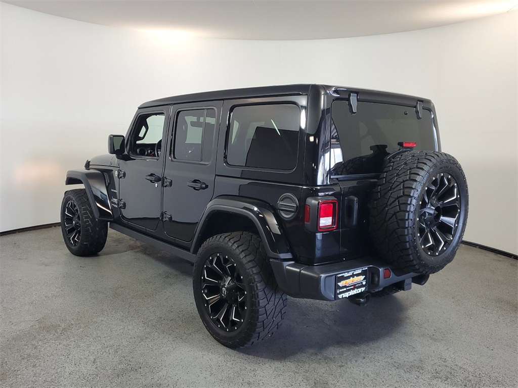 2022 Jeep Wrangler Unlimited Sahara 5