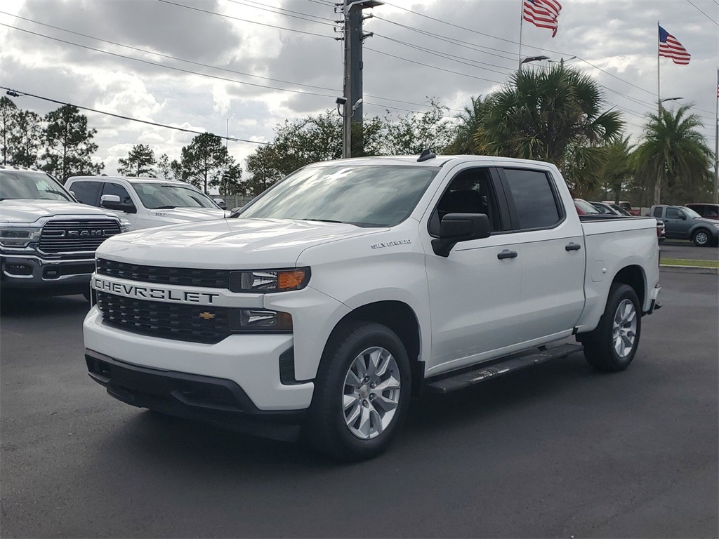 2022 Chevrolet Silverado 1500 LTD Custom 3