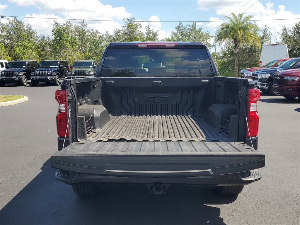 2022 Chevrolet Silverado 1500 Custom 7