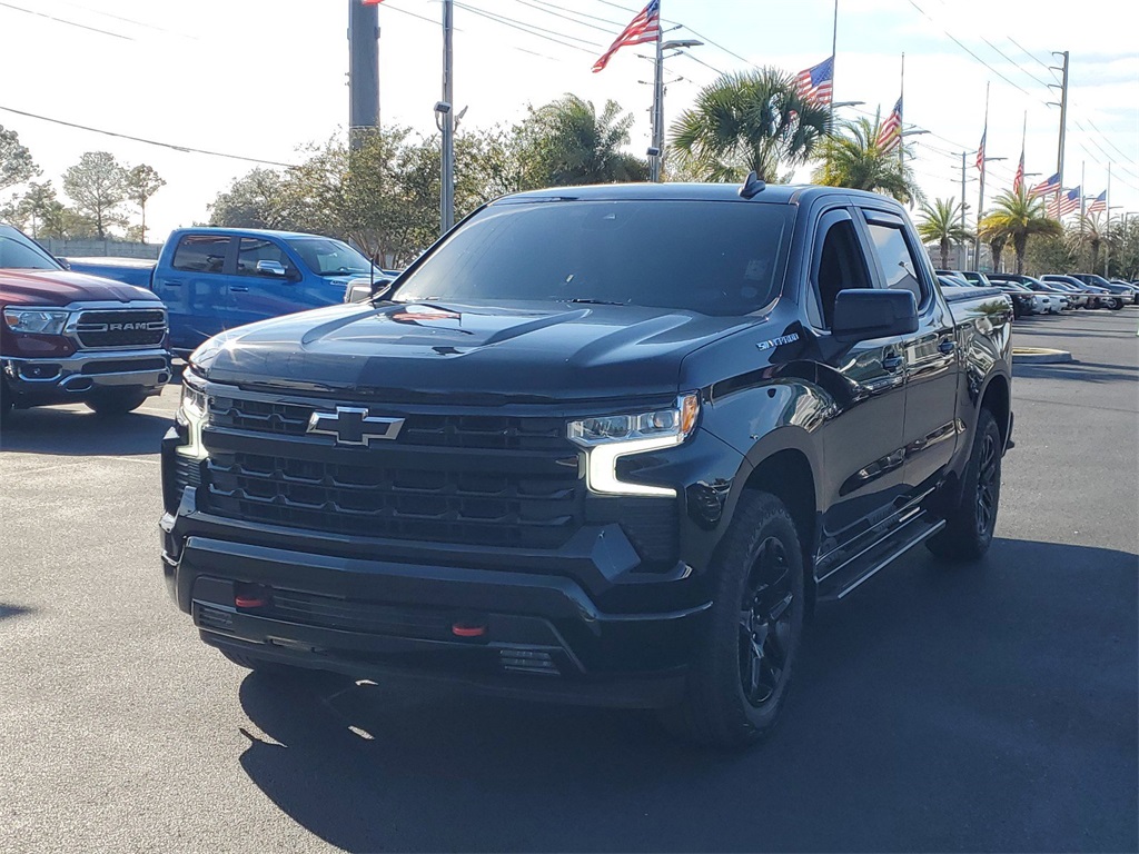 2023 Chevrolet Silverado 1500 RST 3