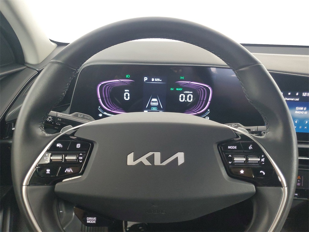 2023 Kia Niro EX 14