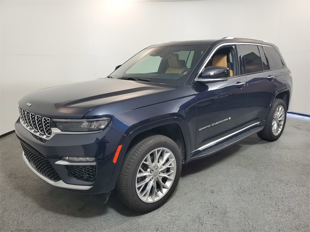 2023 Jeep Grand Cherokee Summit 3