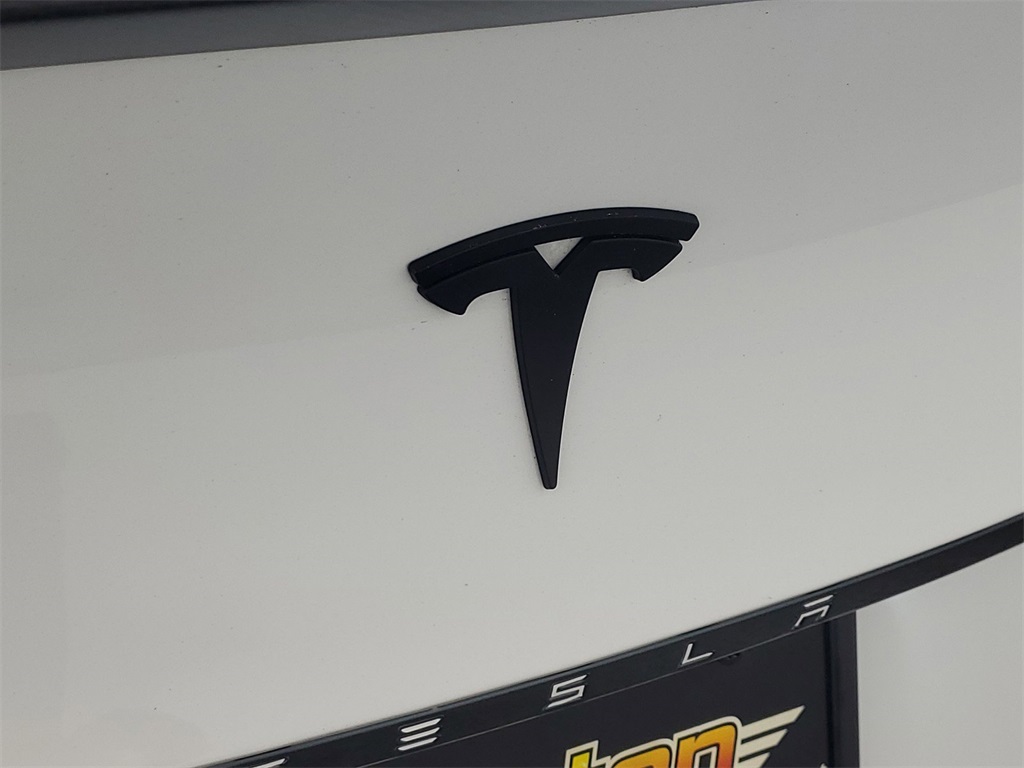 2023 Tesla Model Y Performance 31