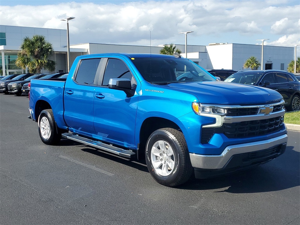 2023 Chevrolet Silverado 1500 LT 1