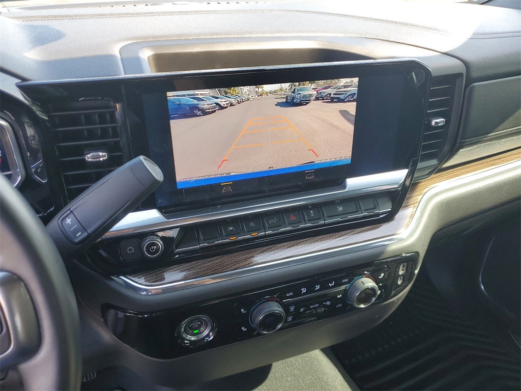 2023 Chevrolet Silverado 1500 LT 21