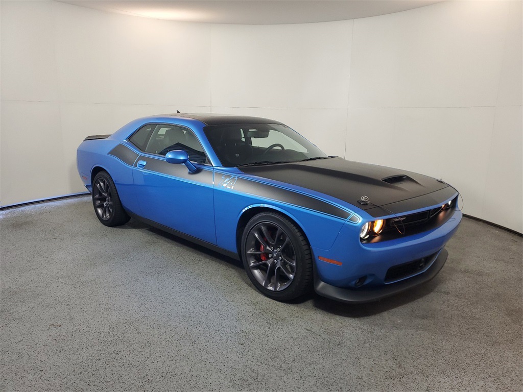 2023 Dodge Challenger R/T 1