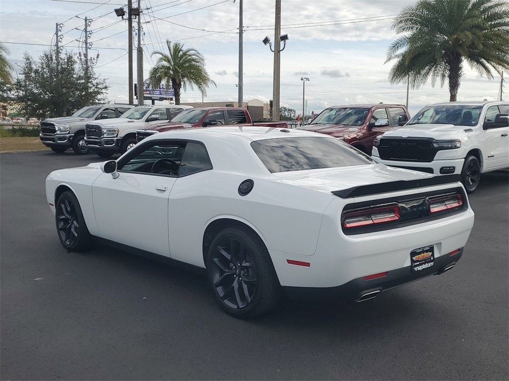 2023 Dodge Challenger SXT 5