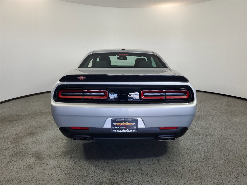 2023 Dodge Challenger R/T 7