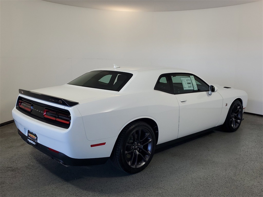 2023 Dodge Challenger R/T Scat Pack 9