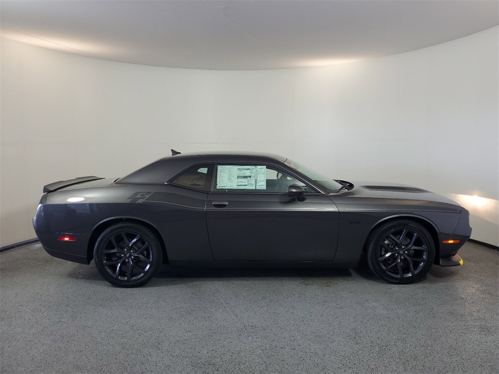 2023 Dodge Challenger R/T 9