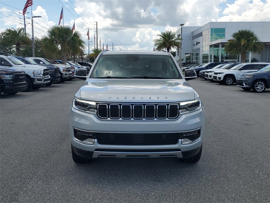 2023 Jeep Wagoneer L Series III 2