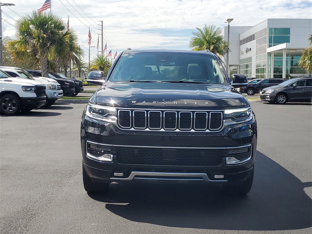 2023 Jeep Wagoneer Series III 2