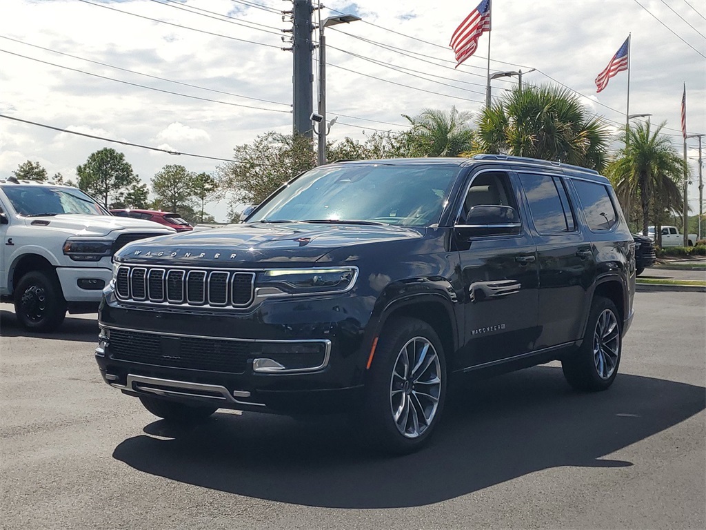 2023 Jeep Wagoneer Series III 3