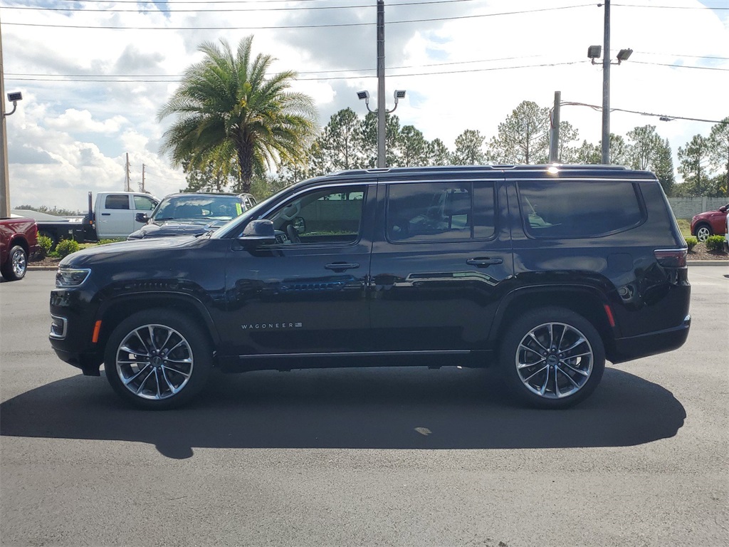 2023 Jeep Wagoneer Series III 4