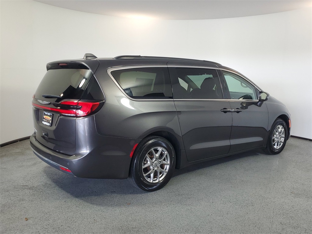 2021 Chrysler Pacifica Touring 6