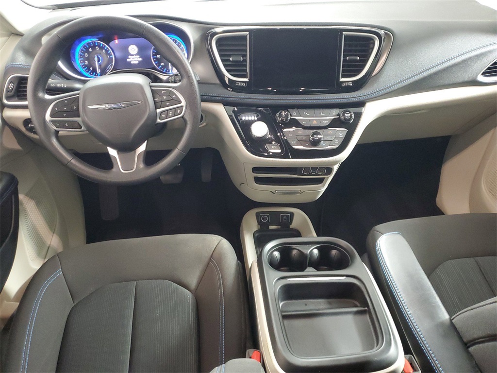 2021 Chrysler Pacifica Touring 15