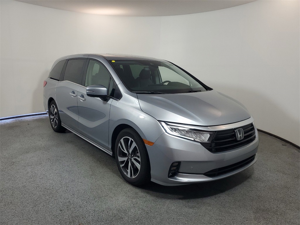 2024 Honda Odyssey Touring 1