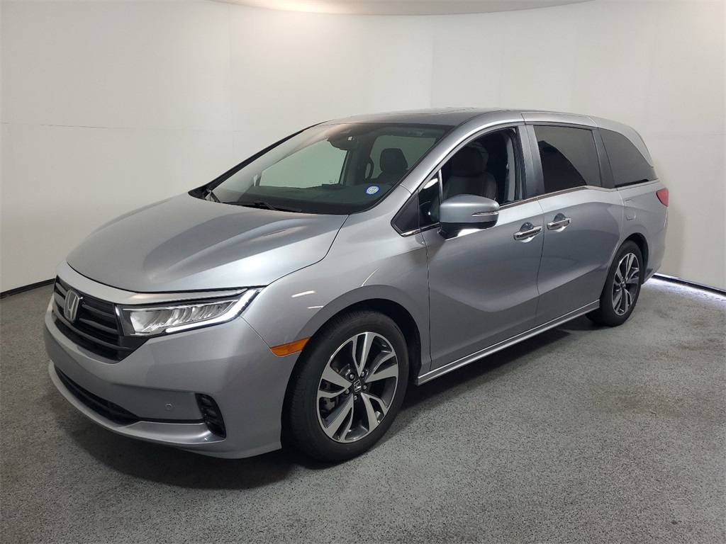 2024 Honda Odyssey Touring 3