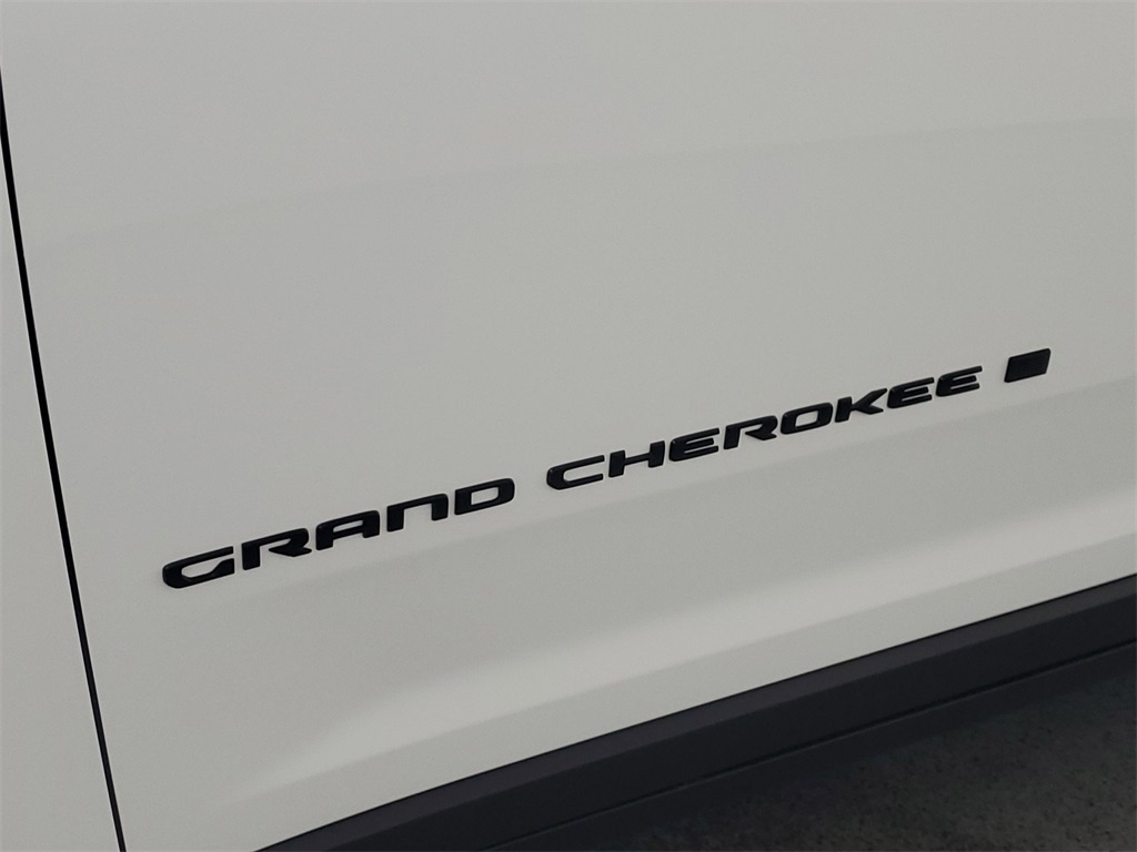 2024 Jeep Grand Cherokee Limited 7