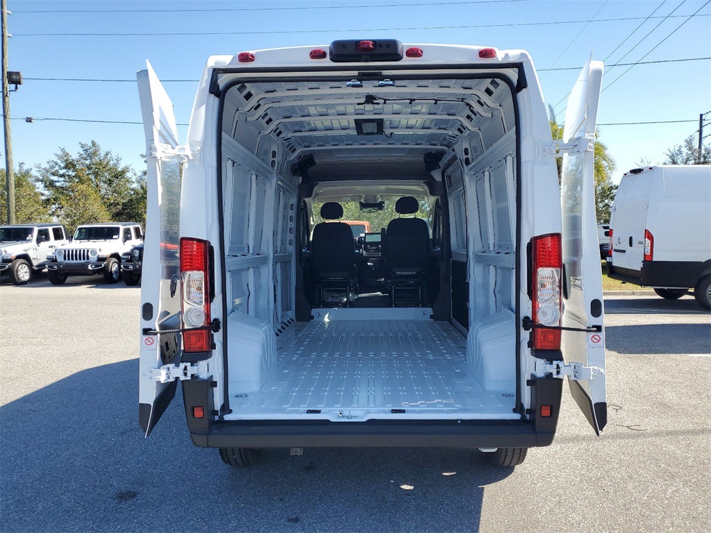 2024 Ram ProMaster 2500 High Roof 10