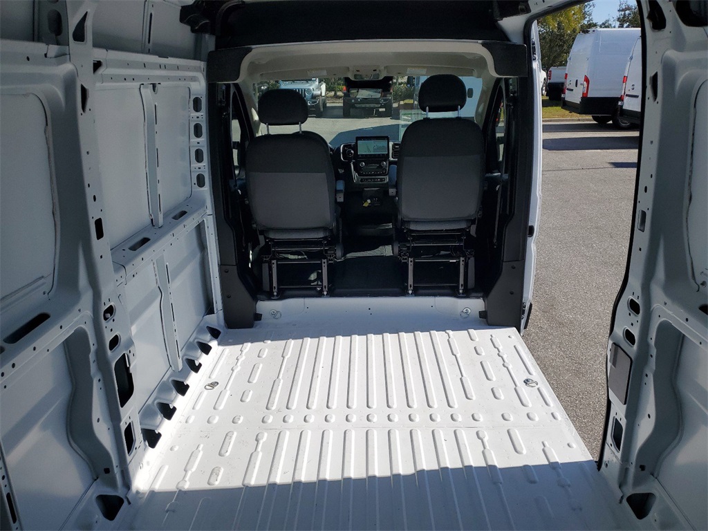 2024 Ram ProMaster 2500 High Roof 19