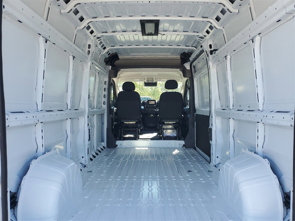 2024 Ram ProMaster 2500 High Roof 11